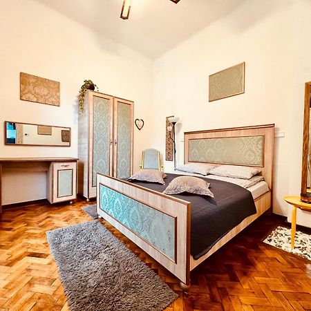 Elizabeth Brasov Appartement Buitenkant foto