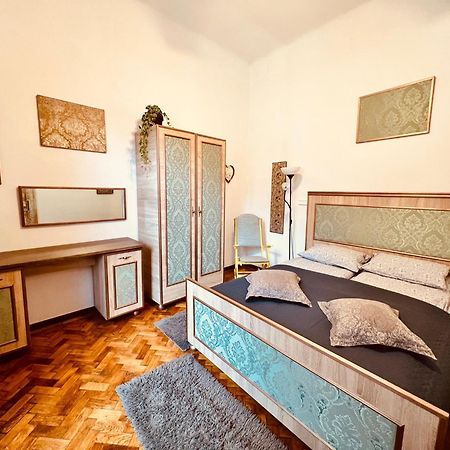 Elizabeth Brasov Appartement Buitenkant foto