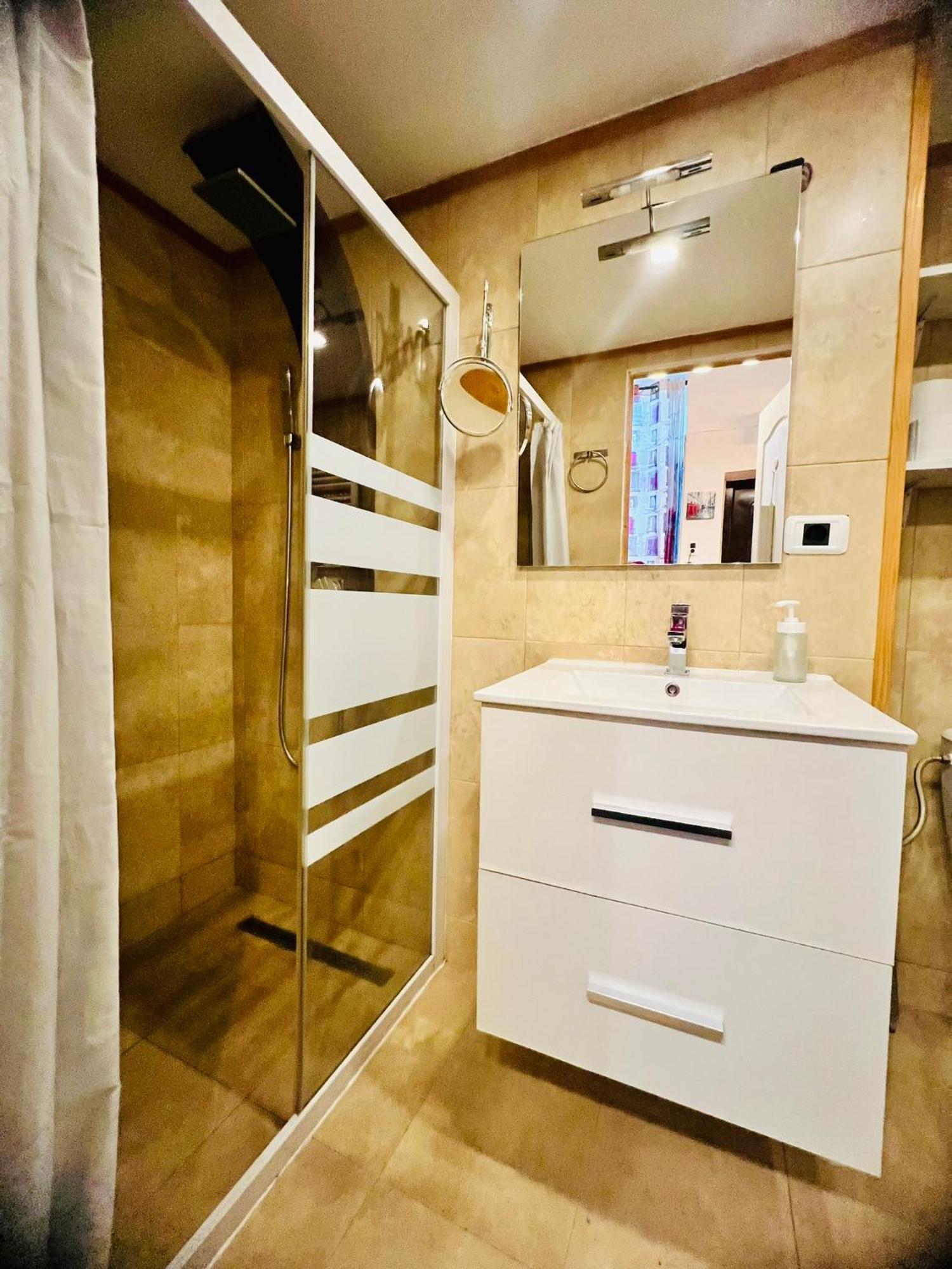 Elizabeth Brasov Appartement Buitenkant foto