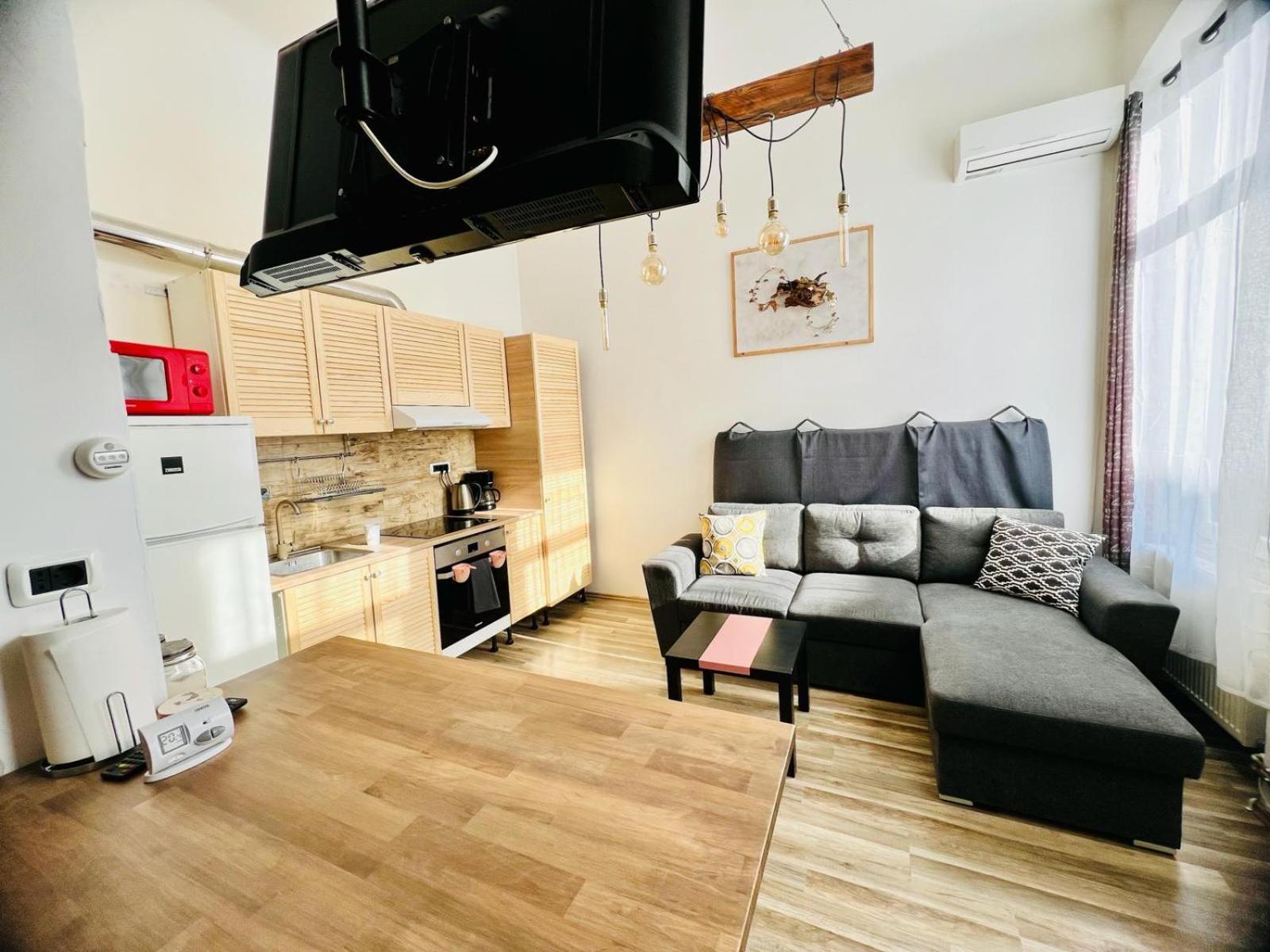 Elizabeth Brasov Appartement Buitenkant foto