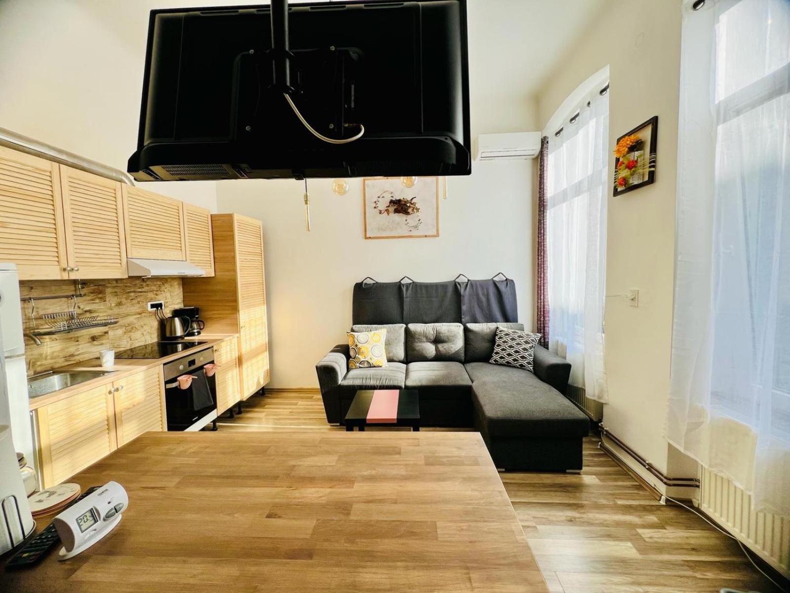 Elizabeth Brasov Appartement Buitenkant foto