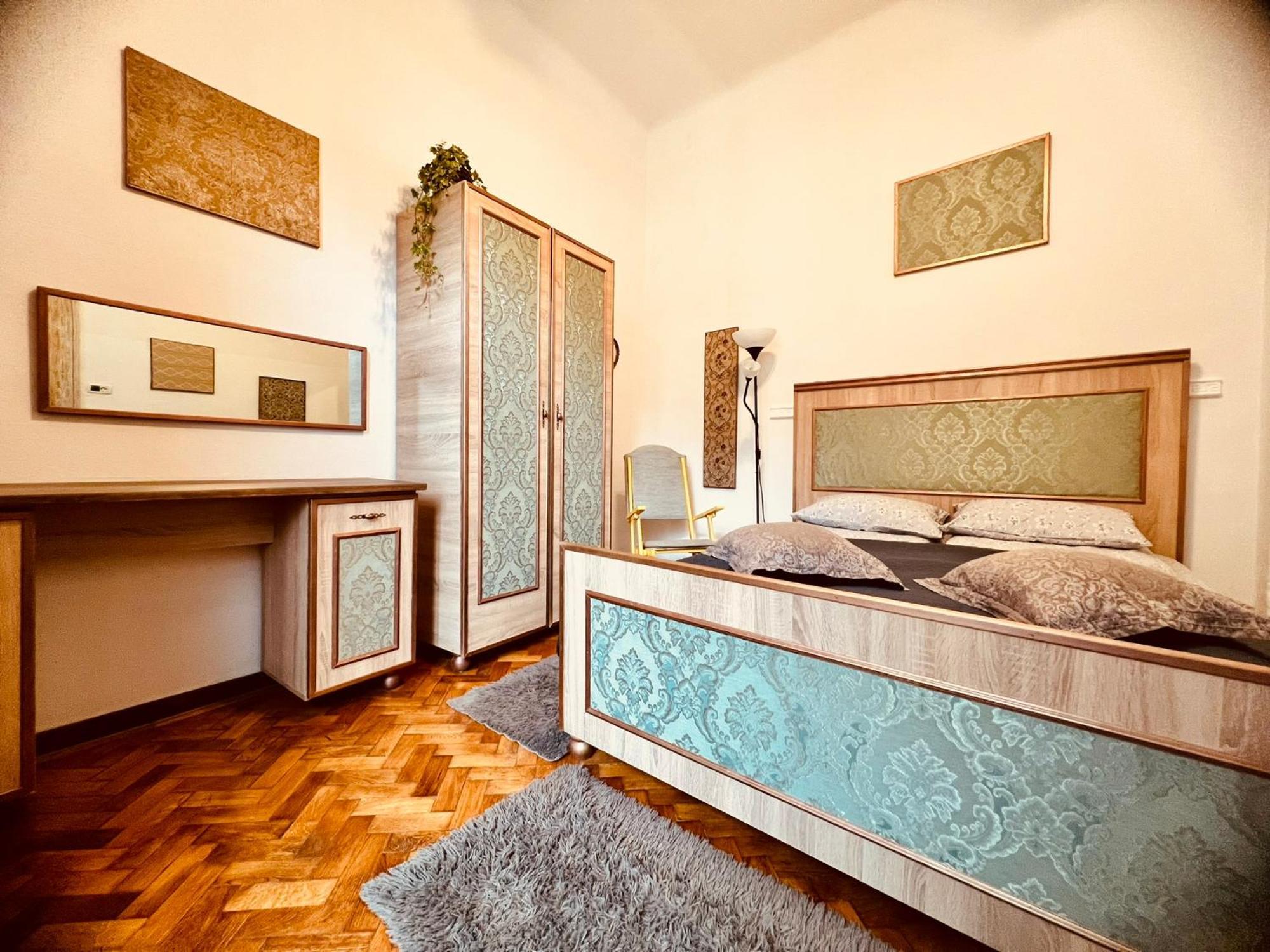 Elizabeth Brasov Appartement Buitenkant foto